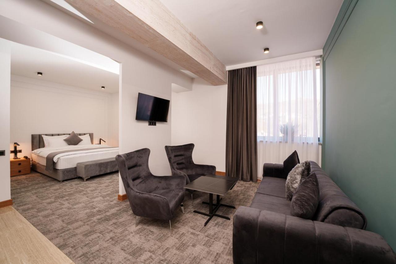 Hotel Revive Boutique 4*