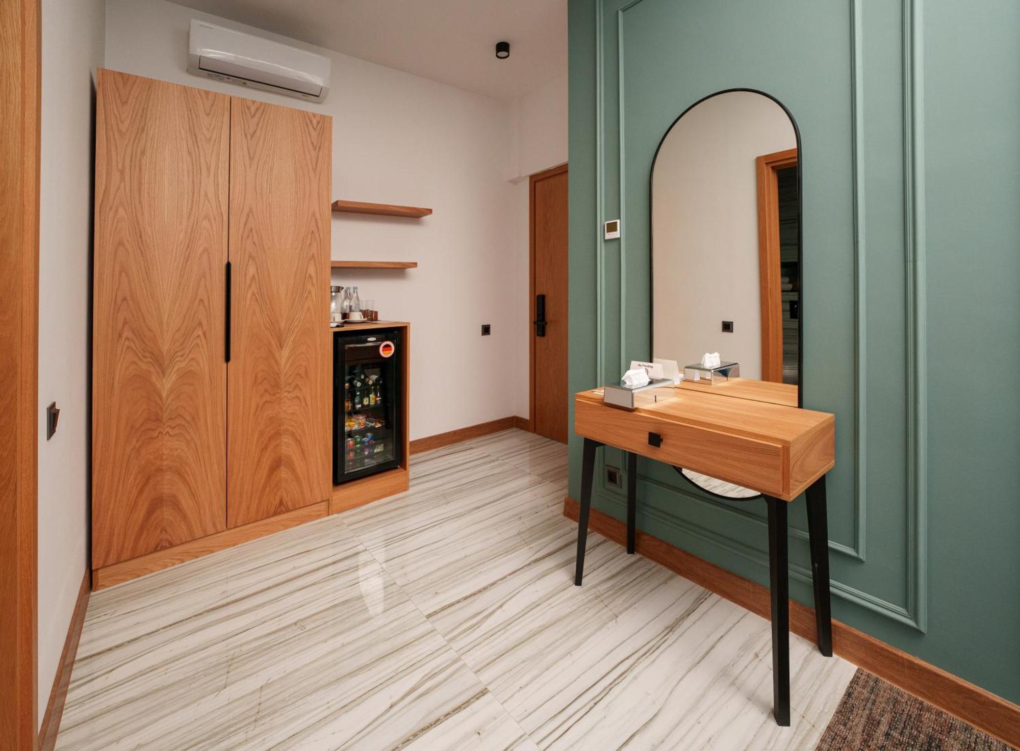 Hotel Revive Boutique 4*